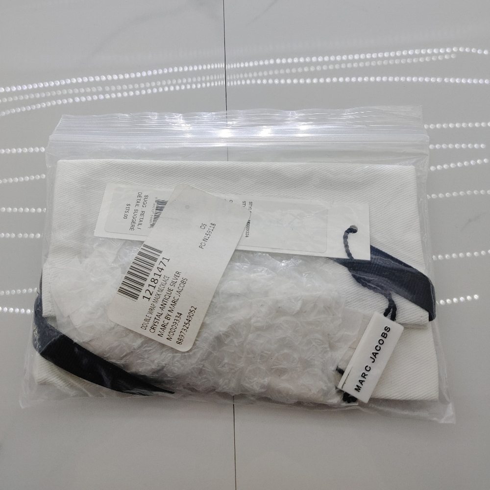 Marc Jacobs – Double Wrap Mask Necklace - Picture 6 of 6